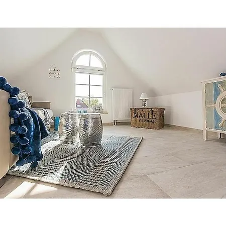 Baltic Sea House Seagrass Fireplace *